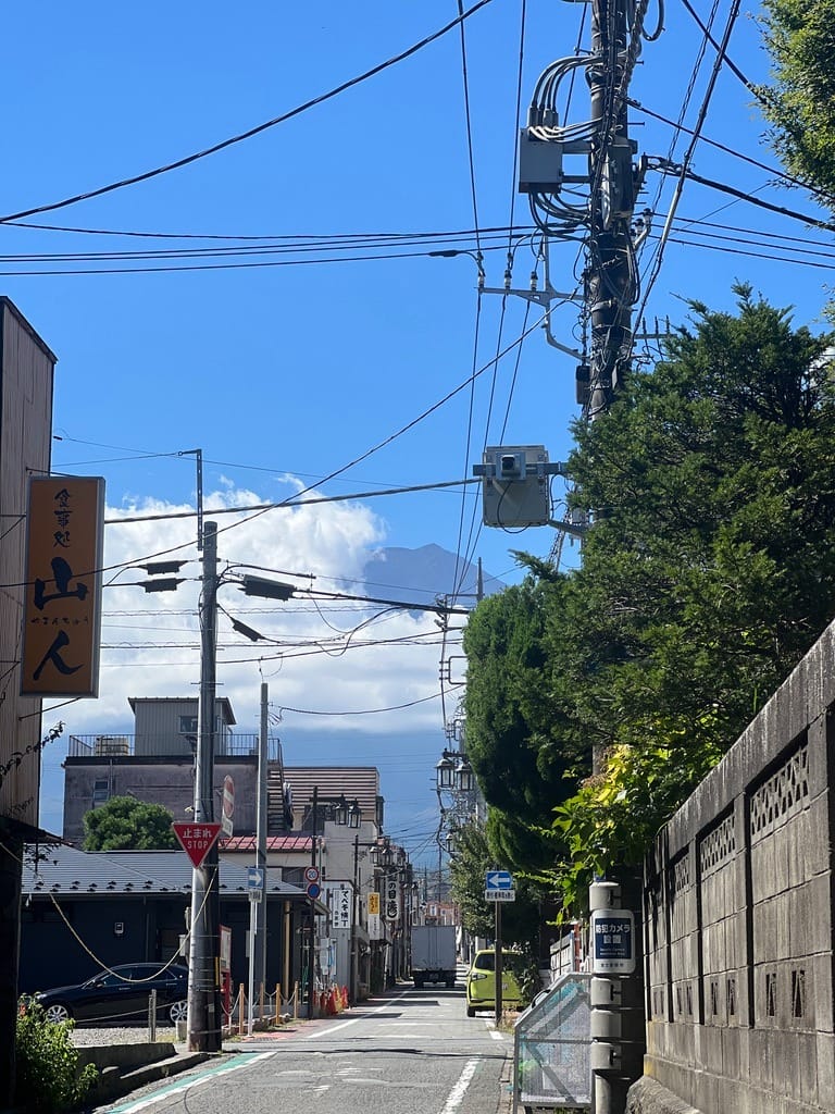 WhatsApp Image 2025-11-13 at 18.09.49 (6)